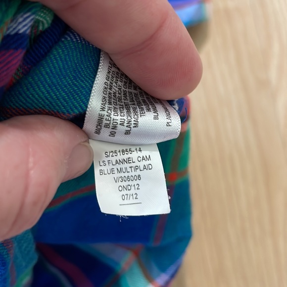 Old Navy Plaid Flannel - Picture 6 of 7